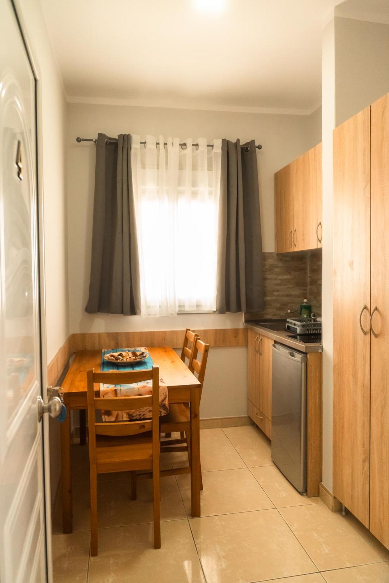 Aktis Sea View Studios Περαία Εξωτερικό φωτογραφία